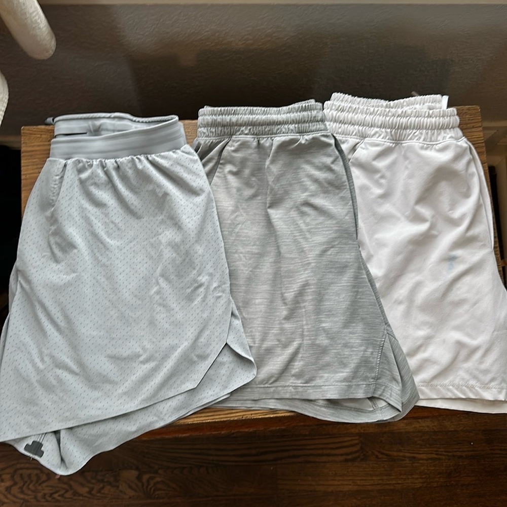 Lined lululemon short bundle - PLAY